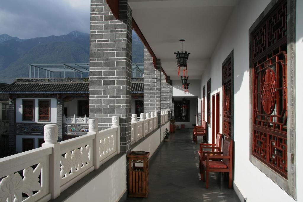 Yinfeng Hotel Dali  Eksteriør bilde